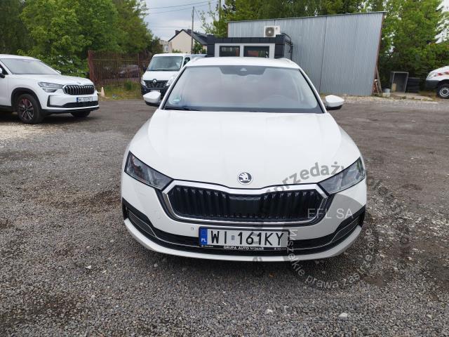 6 - Skoda Octavia 2.0 TDI SCR Style DSG 2021r. WI161KY Pojazd znajduje się w firmie ARCTOS GROUP sp. z o.o. Al. Krakowska 7, 02-183 Warszawa