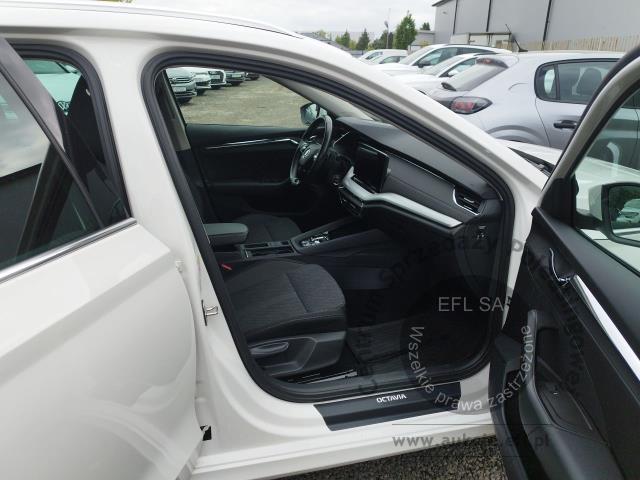 8 - Skoda Octavia 2.0 TDI SCR Style DSG 2021r. WI161KY Pojazd znajduje się w firmie ARCTOS GROUP sp. z o.o. Al. Krakowska 7, 02-183 Warszawa