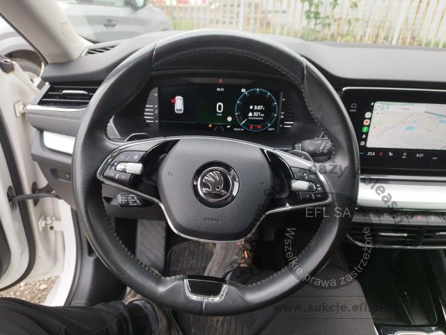 10 - Skoda Octavia 2.0 TDI SCR Style DSG 2021r. WI161KY Pojazd znajduje się w firmie ARCTOS GROUP sp. z o.o. Al. Krakowska 7, 02-183 Warszawa
