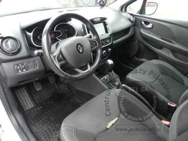 5 - RENAULT CLIO 0.9 TCE 76KM 2019r.