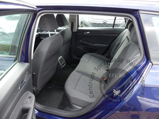 6 - Volkswagen Golf VIII 2.0 TDI Life 2023r. PY29163 AUTO MOTO CENTRUM Sp. z o.o. Poznań 61-312, ul. Ostrowska  328