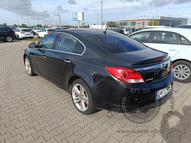 4 - OPEL INSIGNIA 2.0 CDTI Ecotec Cosmo uszkodzony 2010r. DW574MF Magnice