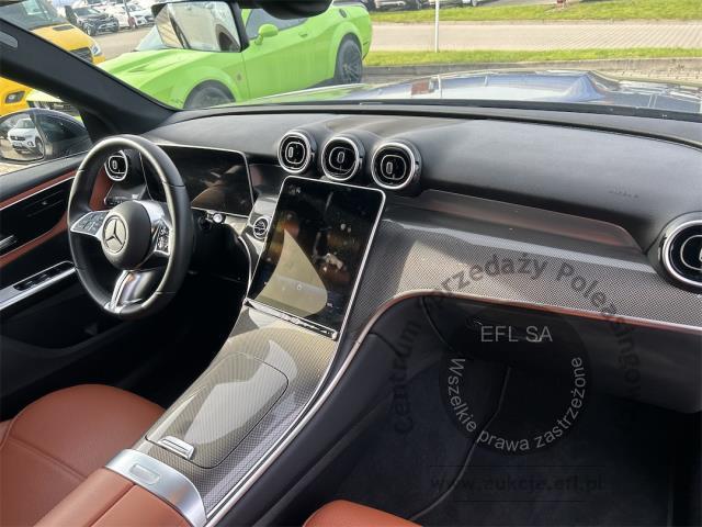 9 - MERCEDES BENZ GLC 300 DE 4-MATIC AVANTGARDE 2024r. DX31067 Magnice