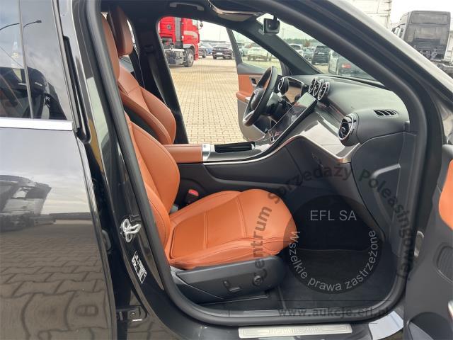 11 - MERCEDES - BENZ GLC 300 de 4-Matic Avantgarde 2024r. DX25578 Magnice