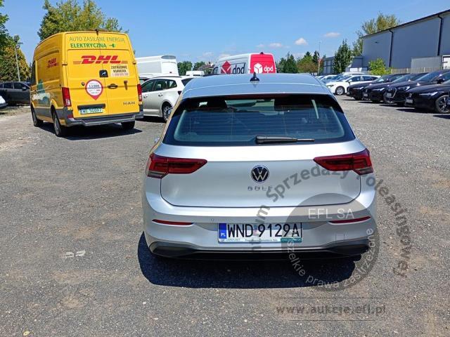 4 - Volkswagen Golf VIII 2.0 TDI Life Hatchback 2022r. WND9129A Pojazd znajduje się w firmie ARCTOS GROUP sp. z o.o. Al. Krakowska 7, 02-183 Warszawa