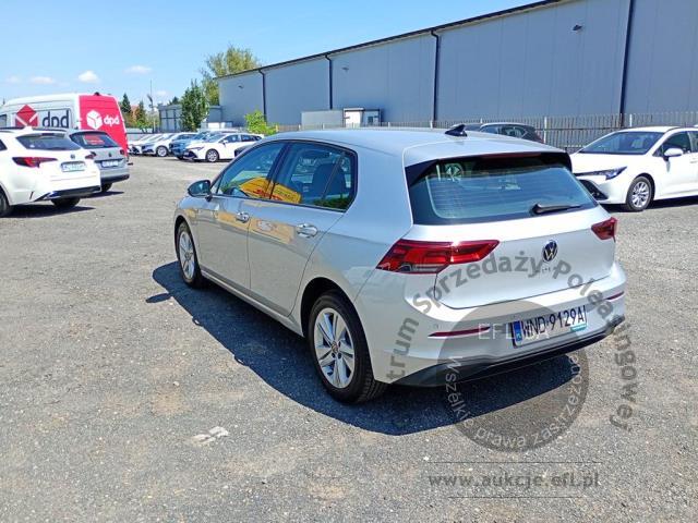 5 - Volkswagen Golf VIII 2.0 TDI Life Hatchback 2022r. WND9129A Pojazd znajduje się w firmie ARCTOS GROUP sp. z o.o. Al. Krakowska 7, 02-183 Warszawa