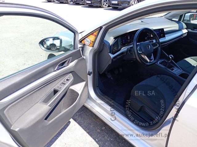 6 - Volkswagen Golf VIII 2.0 TDI Life Hatchback 2022r. WND9129A Pojazd znajduje się w firmie ARCTOS GROUP sp. z o.o. Al. Krakowska 7, 02-183 Warszawa
