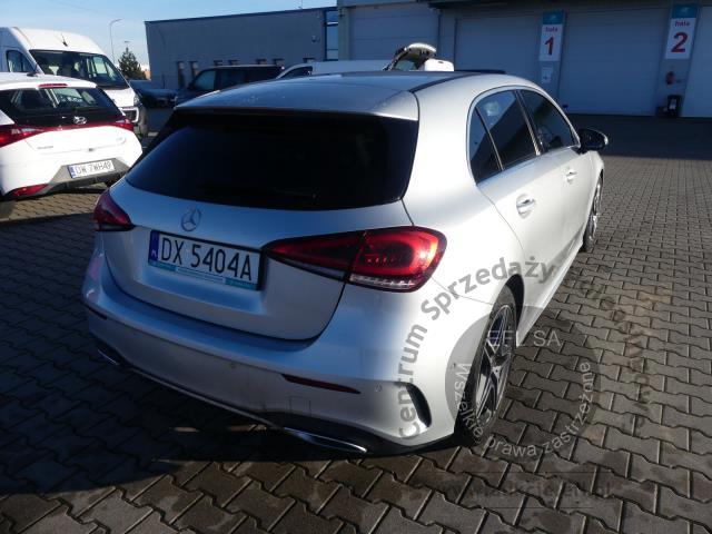 3 - MERCEDES BENZ A 180 7G-DCT Hatchback 2021r. DX5404A Magnice