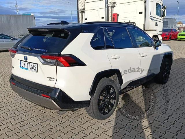 5 - Toyota RAV4 2.5 Hybrid Selection 4x4 2022r. DW1TX65 Magnice