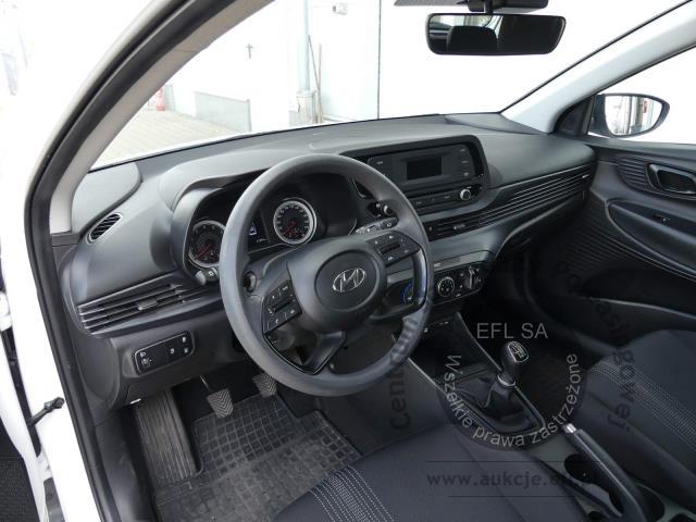 5 - Hyundai i20 1.0 T-GDi Pure Hatchback 2023r. DW5VW32 Magnice