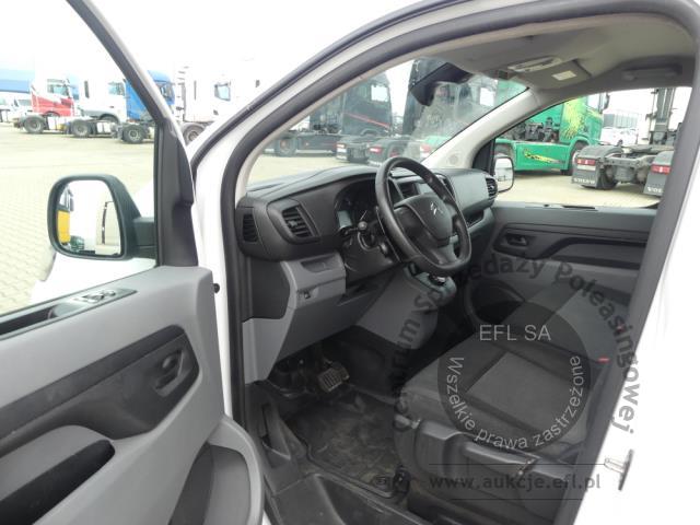6 - CITROEN JUMPY 2.0 HDI AUTOMAT FURGON 2022r.