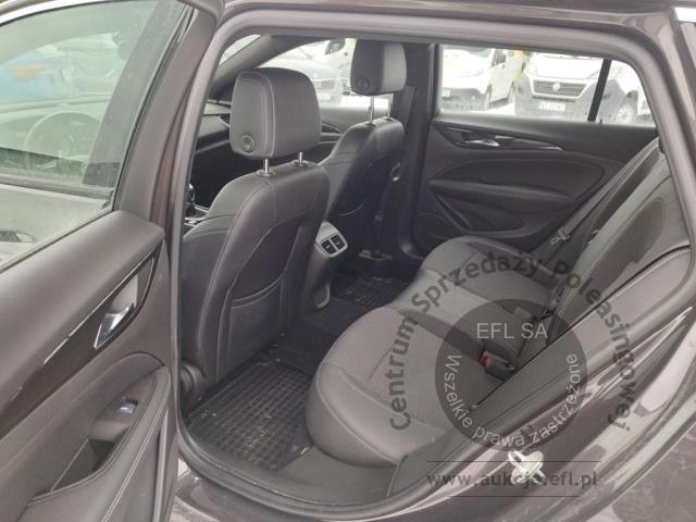 6 - Opel  Insignia  2021r. DW7NS23 USZKODZONY! Pojazd znajduje się w firmie ARCTOS GROUP sp. z o.o. Al. Krakowska 7, 02-183 Warszawa