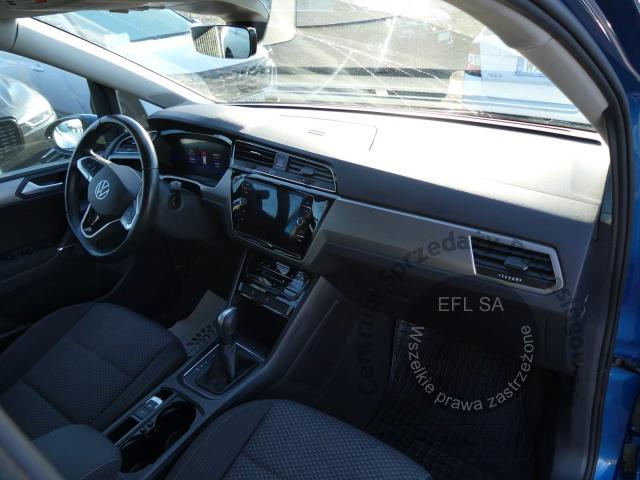 10 - Volkswagen Touran 2.0 TDI Comfortline DSG 2022r. PY15902 UWAGA!! Pojazd znajduje się w firmie AUTO MOTO CENTRUM sp. z o.o. ul. Ostrowska 328 (przy Trasie Katowickiej) 61-312 Poznań