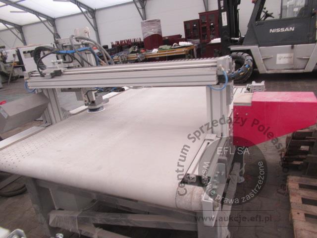 3 - Automatyczna maszyna do polerowania frontów meblowych CONER 2024r.