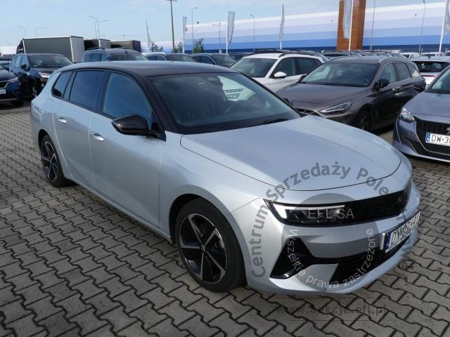 2 - Opel Astra VI 1.5 CDTI GS S&amp;S aut 2024r. Pojazd znajduje się w firmie MDM AUTO sp. z o.o. ul. Zawodników 1, 80-729 Gdańsk