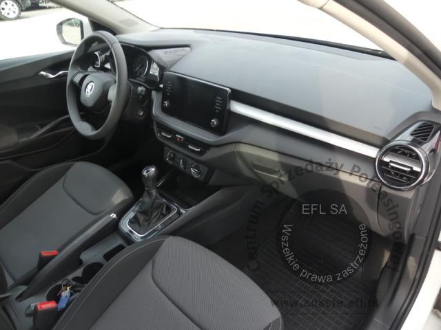 12 - Skoda Fabia 1.0 Ambition Hatchback 2023r.
