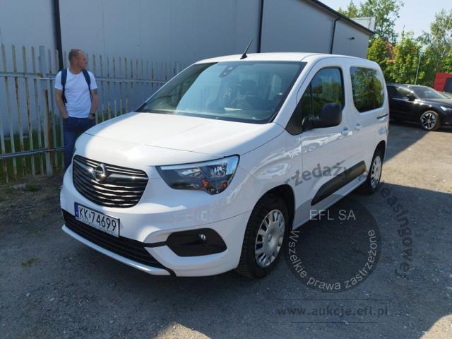 1 - Opel  Combo Life 2022r. KK74699 UWAGA!! Pojazd znajduje się w firmie ARCTOS GROUP sp. z o.o. Al. Krakowska 7, 02-183 Warszawa
