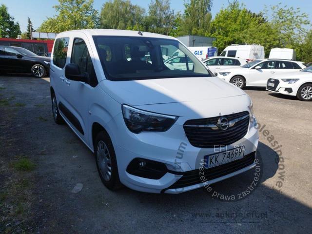 2 - Opel  Combo Life 2022r. KK74699 UWAGA!! Pojazd znajduje się w firmie ARCTOS GROUP sp. z o.o. Al. Krakowska 7, 02-183 Warszawa