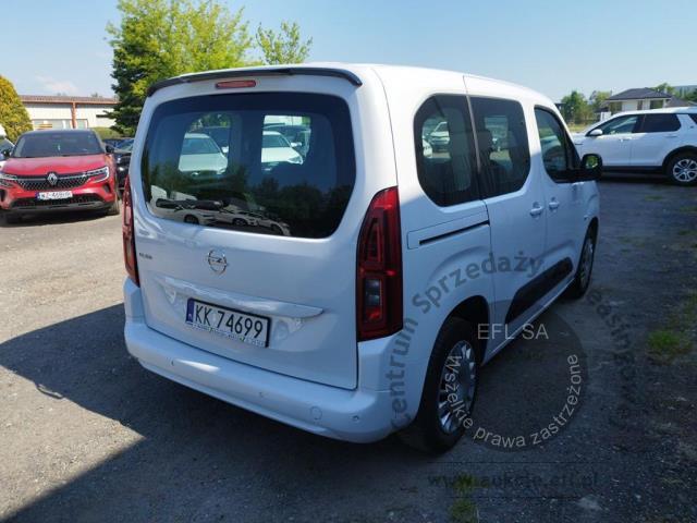 4 - Opel  Combo Life 2022r. KK74699 UWAGA!! Pojazd znajduje się w firmie ARCTOS GROUP sp. z o.o. Al. Krakowska 7, 02-183 Warszawa