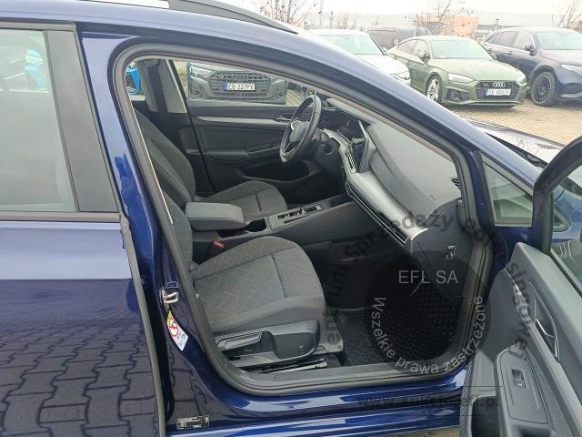 8 - Volkswagen Golf 1.5 eTSI EVO Life DSG 2024r. DX12351 Magnice