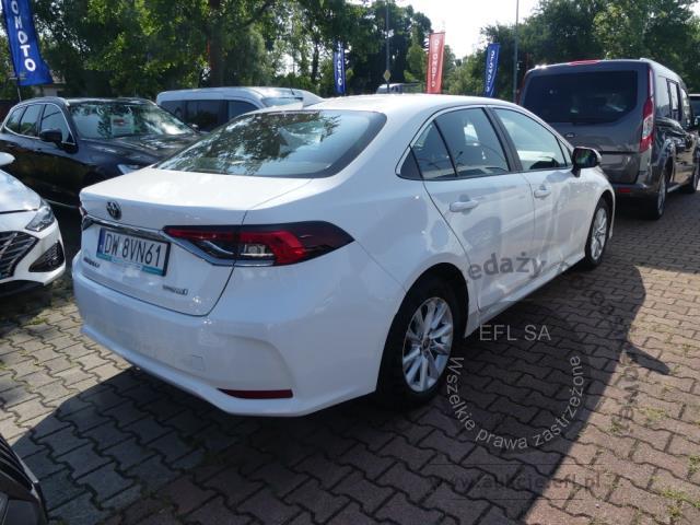 4 - Toyota Corolla 1.8 Hybrid Comfort 2023r. DW8VN61 AUTO MOTO CENTRUM Sp. z o.o. Poznań 61-312, ul. Ostrowska  328