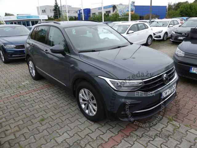 2 - Volkswagen Tiguan 1.5 TSI EVO Life 2022r. DW9TC65 UWAGA!! Pojazd znajduje się w firmie AUTO MOTO CENTRUM sp. z o.o. ul. Ostrowska 328 (przy Trasie Katowickiej) 61-312 Poznań
