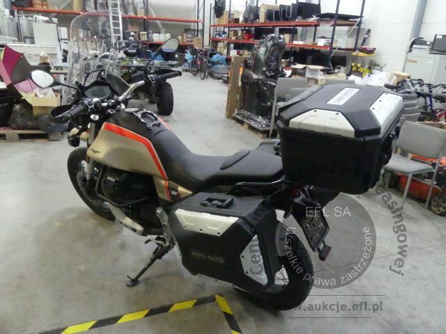 5 - MOTO GUZZI V85 TT 2021r.