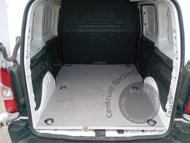 8 - Toyota  Proace City 2022r.