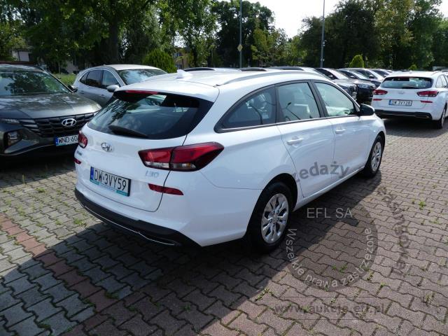 3 - Hyundai i30 1.5 T-GDI 48V Modern 2023r. DW3VY59 UWAGA!! Pojazd znajduje się w firmie AUTO MOTO CENTRUM sp. z o.o. ul. Ostrowska 328 (przy Trasie Katowickiej) 61-312 Poznań