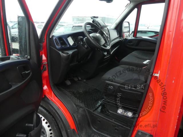 8 - IVECO / PKSRATRANS DAILY 35S18 2019r.