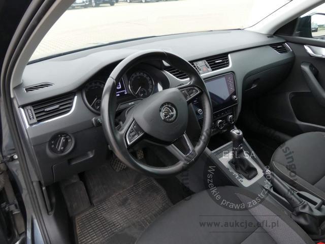 4 - SKODA OCTAVIA 2.0 TDI 150KM KOMBI 2019r.