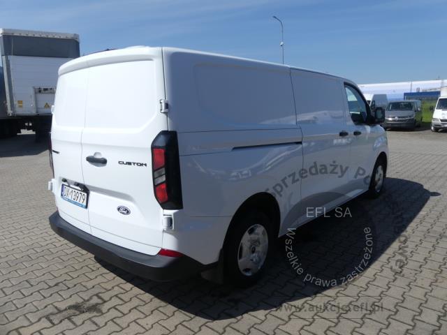 13 - FORD TRANSIT CUSTOM 2.0 ECOBLUE 2023r.