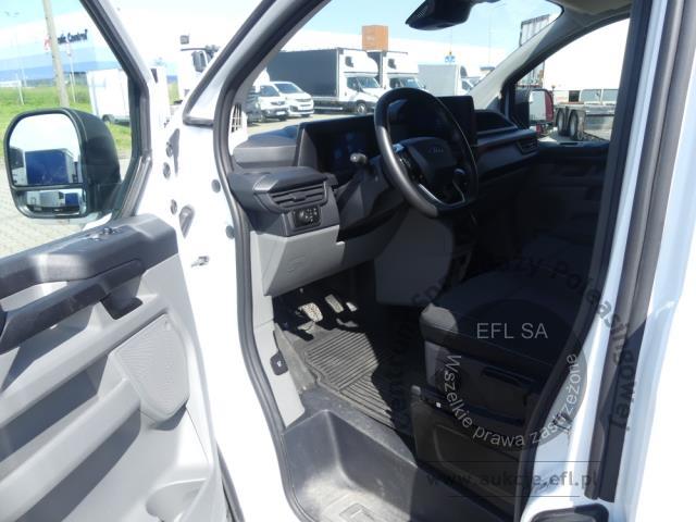 6 - FORD TRANSIT CUSTOM 2.0 ECOBLUE 2023r.