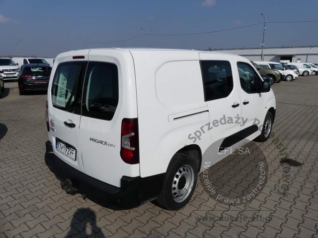 13 - TOYOTA PROACE CITY 1.5 D-4D 130KM 2020r.