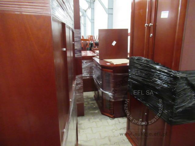 13 - Zestaw mebli wg. specyfikacji