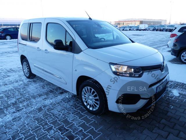 2 - Toyota Proace City Verso 1.5 D-4D 2023r. DW1WA56 Magnice
