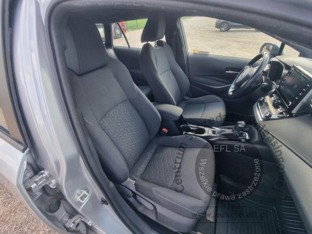 13 - Toyota Corolla 2.0 Hybrid Comfort 2022r. DW9TL88 Uwaga Pojazd znajduje się w firmie MDM AUTO sp. z o.o. ul. Zawodników 1, 80-729 Gdańsk