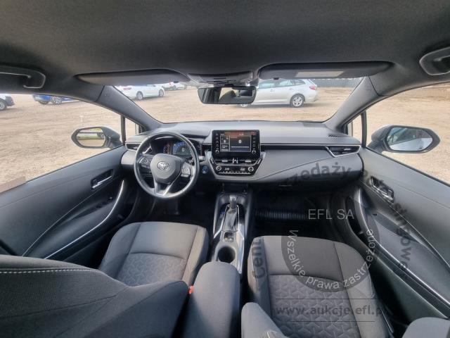 17 - Toyota Corolla 2.0 Hybrid Comfort 2022r. DW9TL88 Uwaga Pojazd znajduje się w firmie MDM AUTO sp. z o.o. ul. Zawodników 1, 80-729 Gdańsk