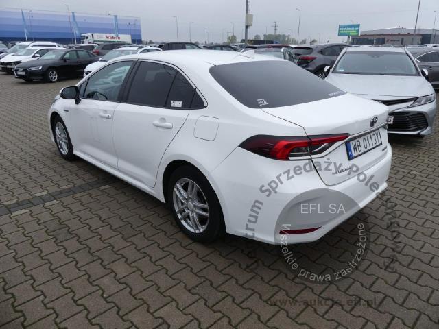 13 - TOYOTA COROLLA 1.8 HYBRID LPG SEDAN 2021r.