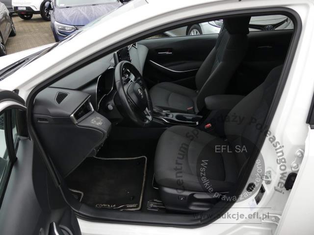 8 - TOYOTA COROLLA 1.8 HYBRID LPG SEDAN 2021r.