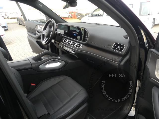 8 - EFL FINANCE MERCEDES BENZ GLE 300D 4MATIC 2022r.
