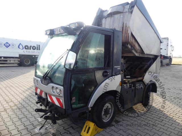 2 - Zamiatarka HAKO CITYMASTER 2000 2016r.