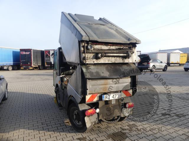 4 - Zamiatarka HAKO CITYMASTER 2000 2016r.