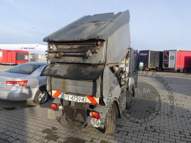 6 - Zamiatarka HAKO CITYMASTER 2000 2016r.