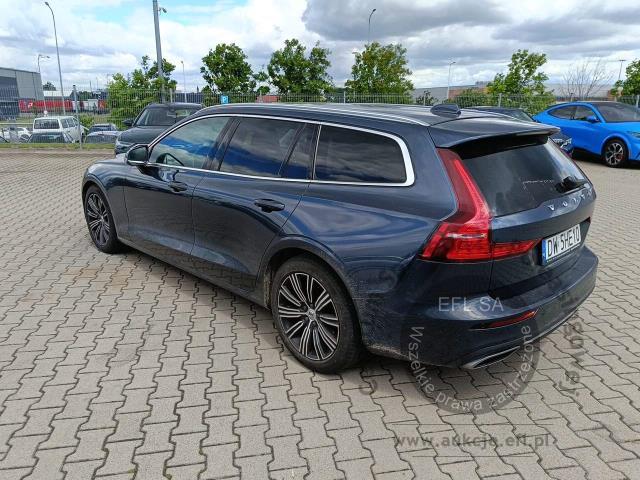 2 - Volvo V60 T4 Inscription automat 2020r. DW5HE10 Magnice