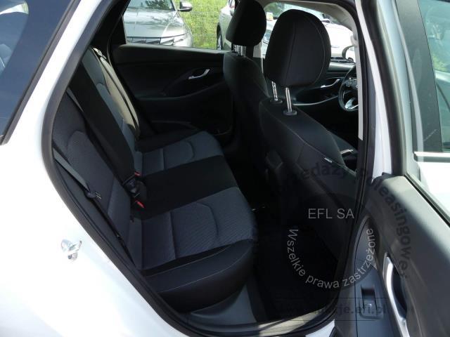 9 - Hyundai i30 1.5 T-GDI 48V Modern 2023r. DW3VY59 UWAGA!! Pojazd znajduje się w firmie AUTO MOTO CENTRUM sp. z o.o. ul. Ostrowska 328 (przy Trasie Katowickiej) 61-312 Poznań