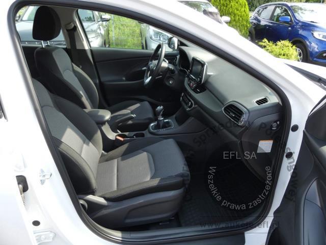 10 - Hyundai i30 1.5 T-GDI 48V Modern 2023r. DW3VY59 UWAGA!! Pojazd znajduje się w firmie AUTO MOTO CENTRUM sp. z o.o. ul. Ostrowska 328 (przy Trasie Katowickiej) 61-312 Poznań