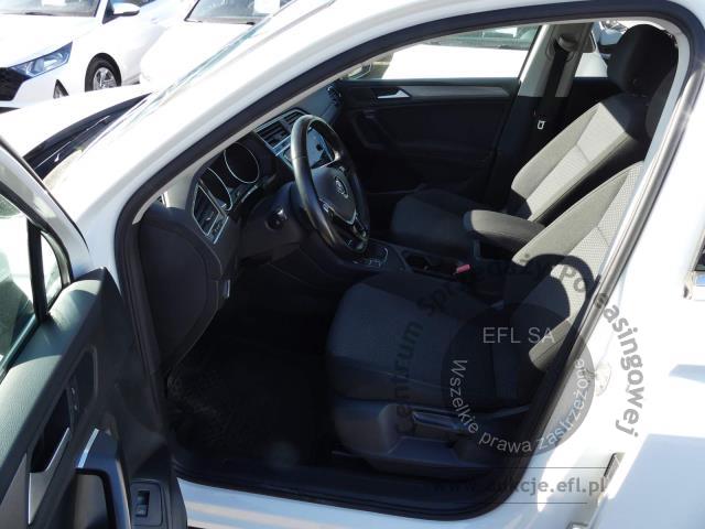 5 - Volkswagen Tiguan Allspace 1.5 TSI DSG 2020r. WW575SM Pojazd znajduje się w firmie AUTO MOTO CENTRUM sp. z o.o. ul. Ostrowska 328 (przy Trasie Katowickiej) 61-312 Poznań