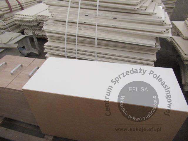 13 - Regały i meble sklepowe wg specyfikacji