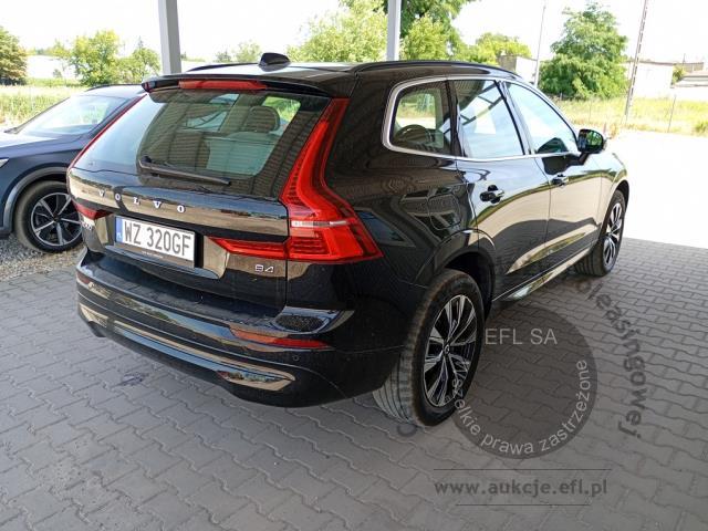 4 - Volvo XC60 B4 B Core aut 2023r. WZ320GF Pojazd znajduje się w firmie ARCTOS GROUP sp. z o.o. Al. Krakowska 7, 02-183 Warszawa